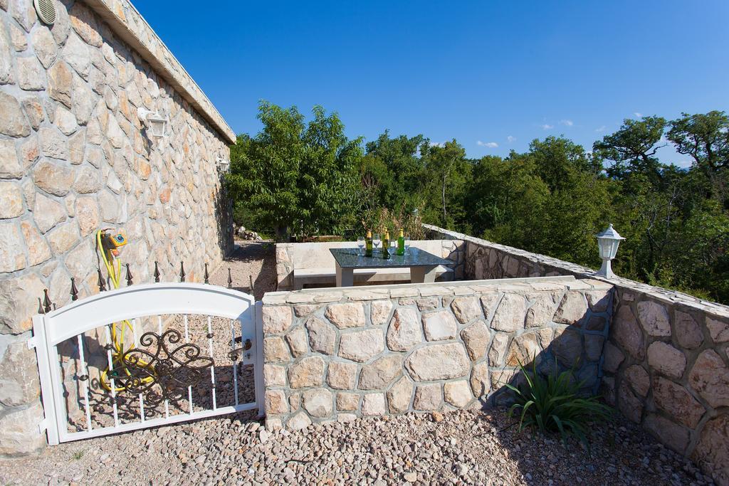 Villa Mir Polje  エクステリア 写真